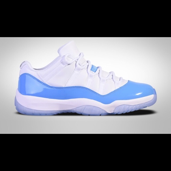 Jordan 11 retro lows Unc